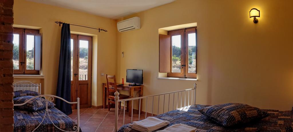 Agriturismo Passo Dei Briganti Agrigento Habitación foto